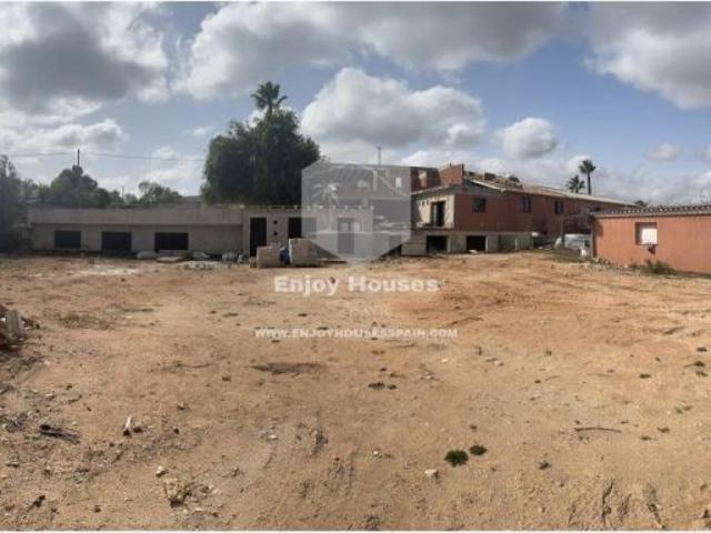 OPORTUNIDAD COMERCIAL CERCA DE LULU BEACHCLUB