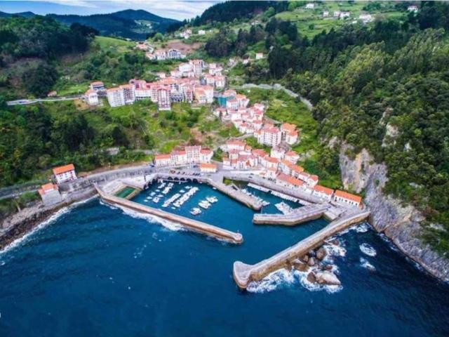 OPORTUNIDAD DE VENTA DE EDIFICIO A PRECIO DE COSTE EN ELANTXOBE, BIZKAIA