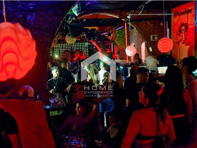 Oportunidad de Bar Musical Disco en el Corazón de Tarragona! Licencia Exclusiva!