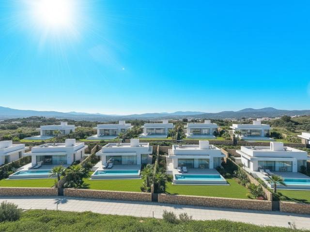 Oportunidad de Desarrollo Excepcional: Parcela Residencial e. 0m² Estepona