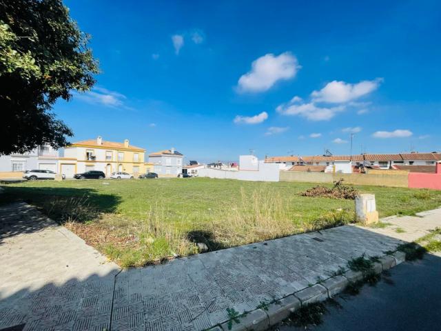 OPORTUNIDAD DE INVERSIÓN: 50% Indiviso de Suelo Urbano Consolidado en Huévar del Aljarafe