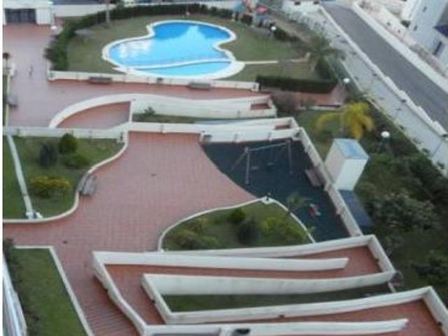 OPORTUNIDAD DE INVERSIÓN: APARTAMENTO ALQUILADO CON VISTAS INCREÍBLES EN LA CALA VILLAJOYOSA