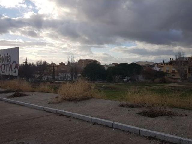 OPORTUNIDAD DE INVERSIÓN EN CERRILLO DE MARACENA
