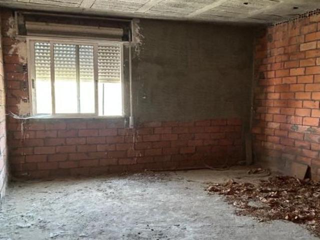 Oportunidad de Inversión en Edificio en Construcción Cacabelos