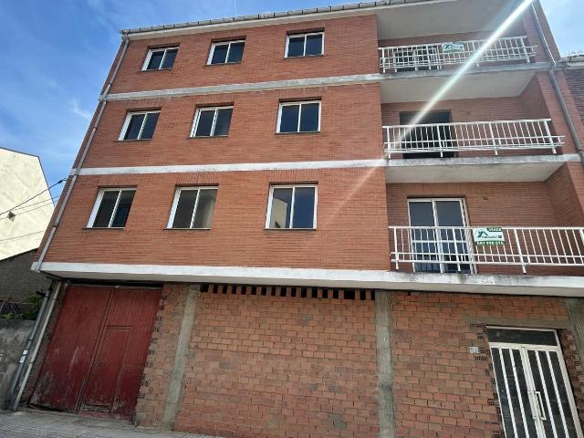 Oportunidad de Inversión en Edificio en Construcción Cacabelos