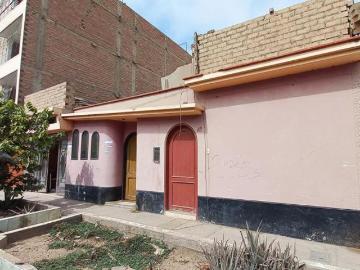 Oportunidad de Inversión en El Callao – Casa con Gran Potencial para Remodelar
