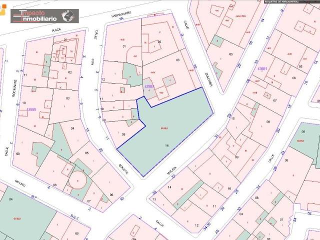 Oportunidad de Inversión en Solar Urbano en Roquetas de Mar