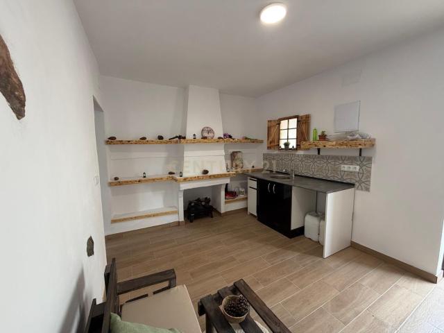 OPORTUNIDAD DE INVERSIÓN EN PUNTALÓN MOTRIL – VIVIENDA REFORMADA CON EXCELENTE CONEXIÓN A LA AUTOVÍA