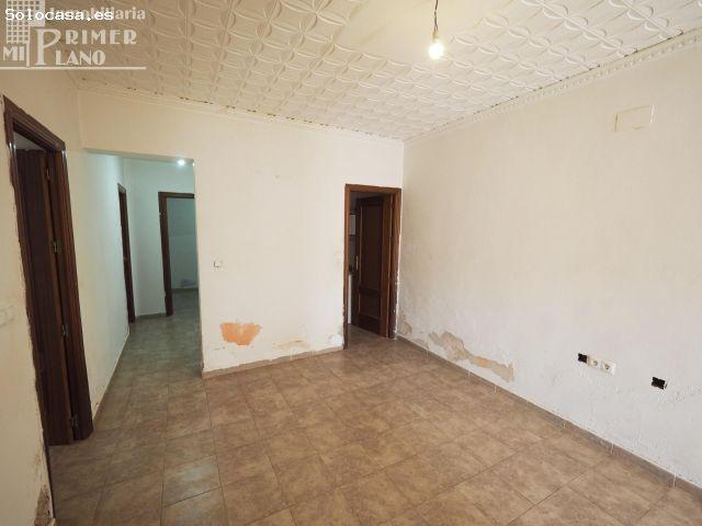 Oportunidad de Inversión en Tomelloso: Casa a Reformar por Solo €59,000
