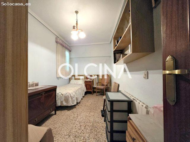 Oportunidad de Inversión: Fábrica con Vivienda para Demolición y Construcción en Banyeres de Mariola