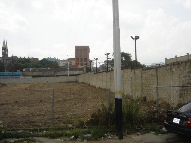 OPORTUNIDAD DE INVERSIÓN: MACRO TERRENO COMERCIAL TCL T10114781