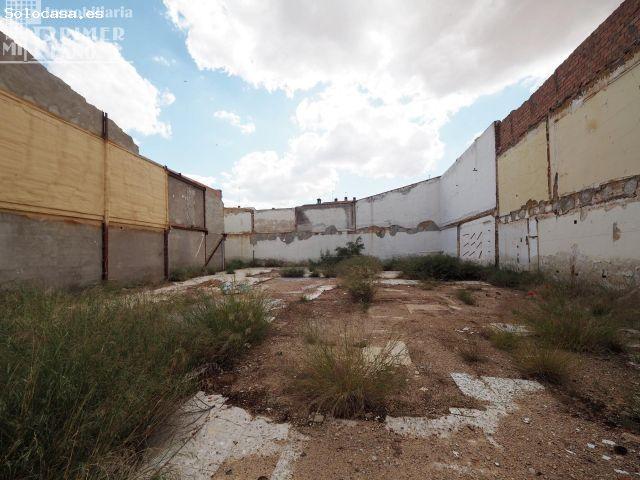 Oportunidad de Inversión: Solar en el Centro de Tomelloso por €350,000