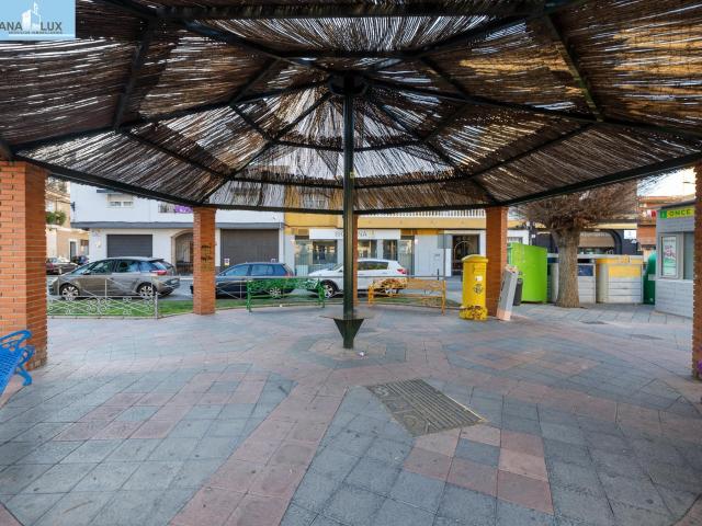 ¡ OPORTUNIDAD DE INVERSIÓN! PARCELA UBICADA EN ZONA PRIVILEGIADA DE ARMILLA