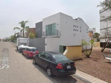 OPORTUNIDAD DE INVERSIÓN Propiedad en Senda Balcones, Milenio 3, Santiago, Qro