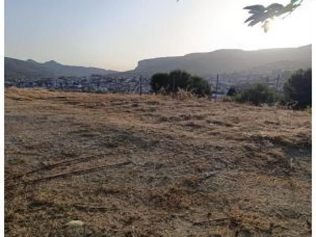 Oportunidad de Inversión: Terreno Urbanizable en Los Villares