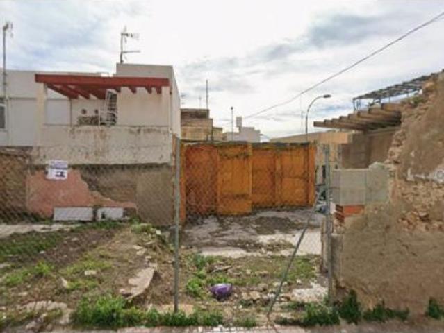 Oportunidad de Inversión: Terreno Construible con Proyecto Avanzado