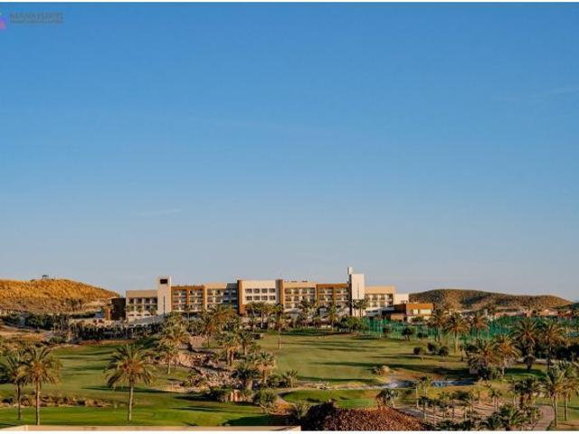 OPORTUNIDAD DE LUJO, EN URB. GOLF VALLE DEL ESTE, VERA