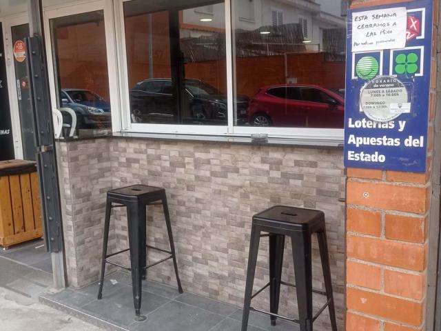 Oportunidad de Oro: Traspaso de Cafetería con Lotería. ¡Ingresos Garantizados!