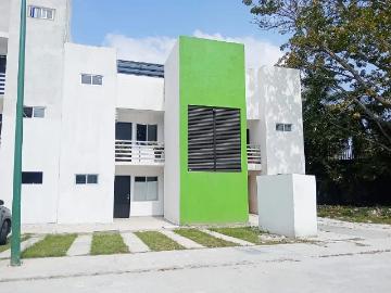 Oportunidad Departamento en privada en PLANTA BAJA $1´280,000