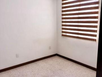 Oportunidad, Departamento en Venta en Arboledas