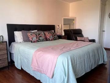Oportunidad¡Dpto a 83 UF/m2, en la zona el promedio es 86 | 4 Dormitorios por 9380.00 en Las Condes