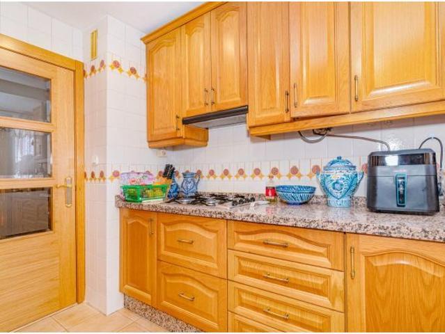 OPORTUNIDAD EN VENTA DE PISO DE 3 DORMITORIOS EN ALMANJAYAR