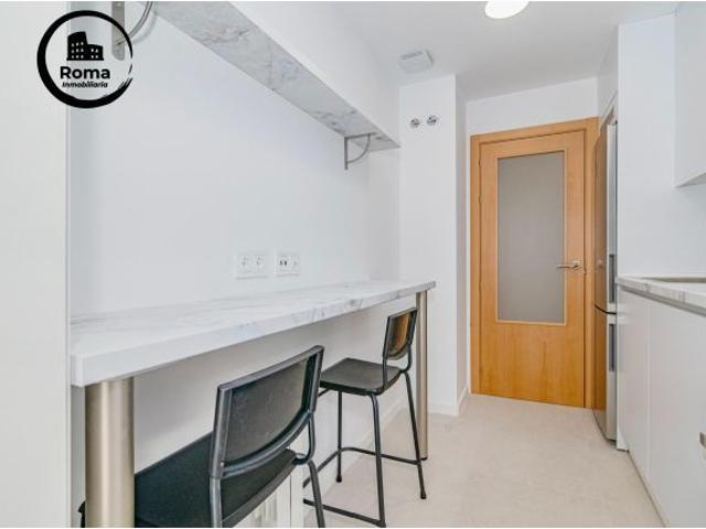 OPORTUNIDAD EN VENTA DE PISO VPO DE 3 DORMITORIOS EN BARRIO ALBAYDA CON PLAZA DE GARAGE Y TRASTERO