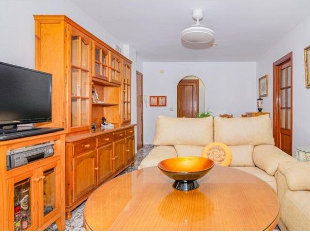 OPORTUNIDAD EN VENTA EN TORRENUEVA DE PISO 3 DORMITORIOS A 200 METROS DE LA PLAYA