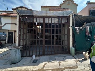 Oportunidad en Villa Residencial del Bosque | Casa de 2 recámaras con potencial de crecimiento
