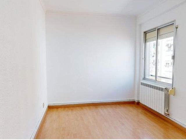 Oportunidad en Zaragoza Centro, junto a Universidad San Francisco: ¿Vivir bien o invertir mejor?