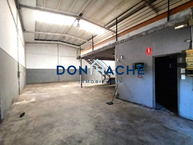 OPORTUNIDAD EN CALMAONTE/ NAVE INDUSTRIAL