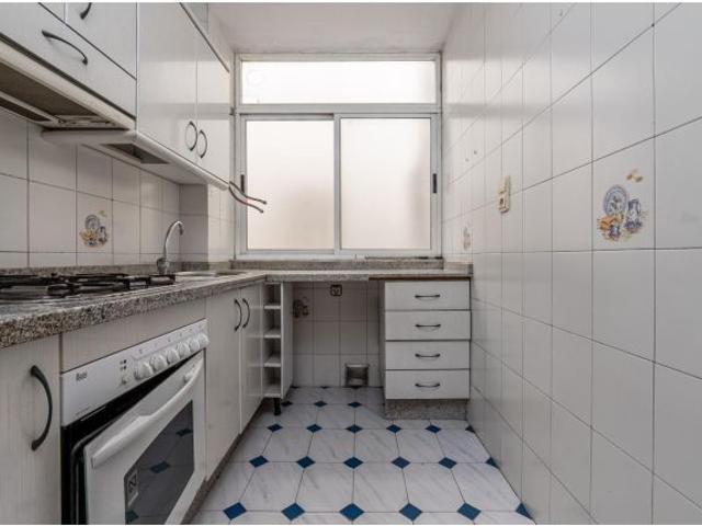 ¡Oportunidad en Cerrillo de Maracena! Piso muy soleado y junto al Metro, 2do sin ascensor