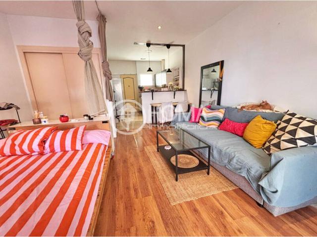 ¡OPORTUNIDAD EN FONERS! Apartamento de diseño reversible