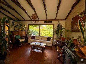 Oportunidad en La Dehesa: casa con amplio jardín | 3 Dormitorios por 12000.00 en Lo Barnechea