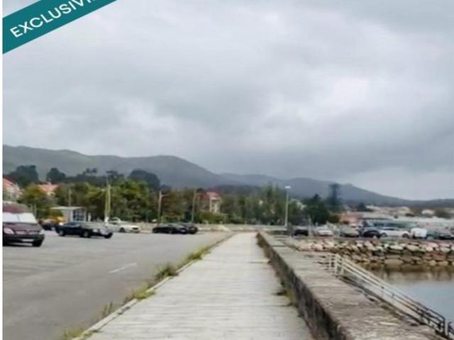 Oportunidad en la Pobra do Caramiñal, se vende nave donde se puede construir edifico de dos plantas