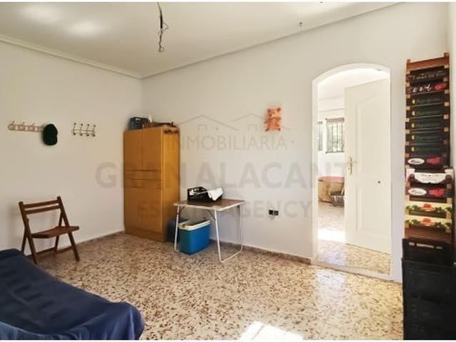 OPORTUNIDAD HERMOSA CASA DE CAMPO EN TORRELLANO