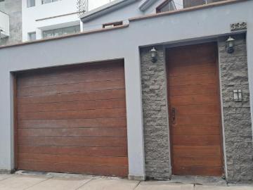 Oportunidad inversión Casa Frente Parque Surco