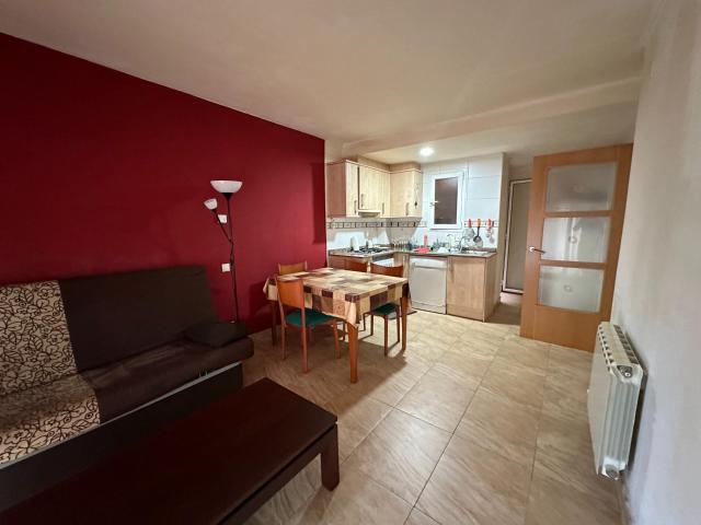 Oportunidad inversión vivienda alquilada piso en vallirana con parking