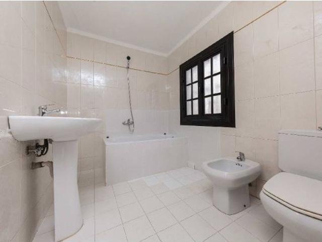 ¡OPORTUNIDAD INVERSORES ATICO CON TERRAZA!