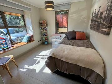 Oportunidad! Linda casa en condominio, renovada | 4 Dormitorios por 17900.00 en La Reina