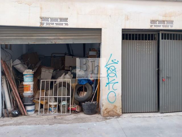 OPORTUNIDAD LOCAL ZONA VICTORIA EUGENIA. SIN POSIBILIDAD DE HACERLO VIVIENDA