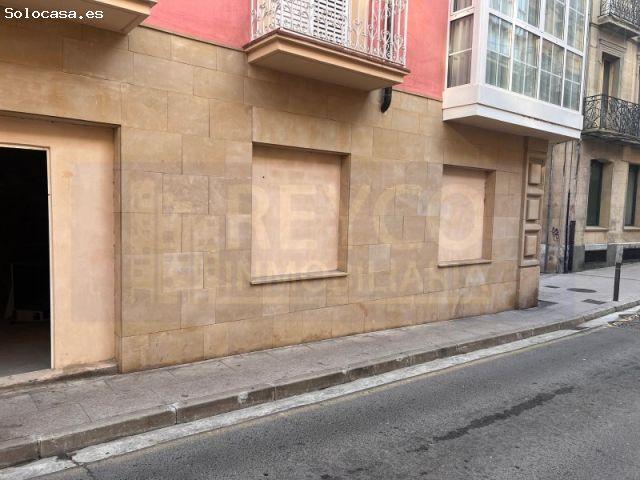 Oportunidad, local en esquina en Virgen de la Vega