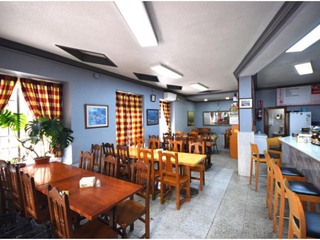 OPORTUNIDAD. LOCAL HOSTELERÍA EN ESQUINA PROX A C. FRANCOS RODRIGUEZ