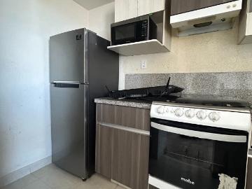 Oportunidad Moderno Departamento en Condominio Tres Lagos