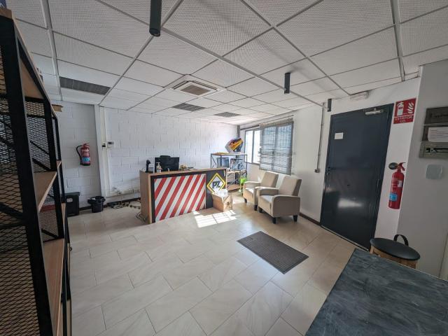 Oportunidad nave junto al MAKRO