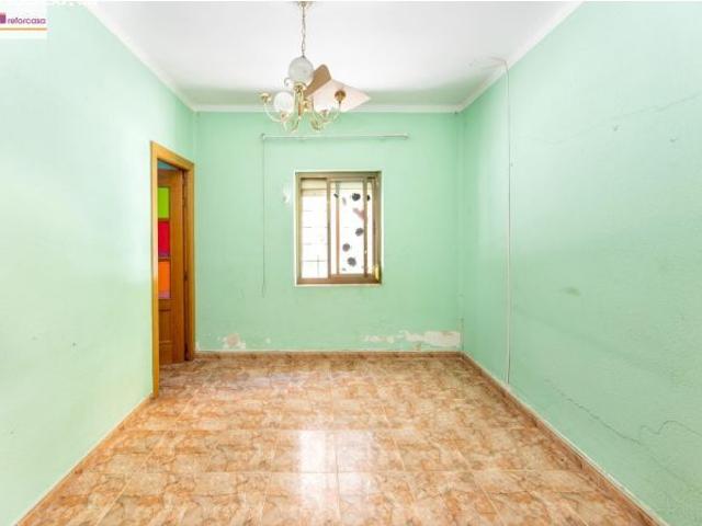 Oportunidad para construir una pequeña promoción de viviendas o vivienda unifamiliar