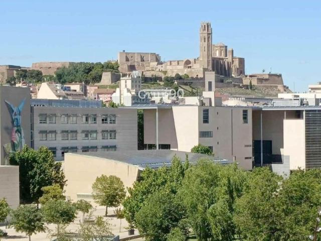 ? ¡Oportunidad para inversores! Edificio con rentabilidad en venta en Cappont