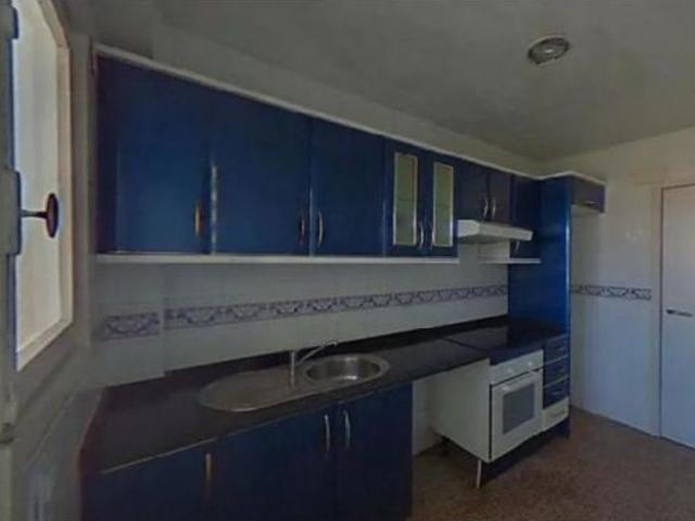 Oportunidad para Inversores: Piso de 112 m2 en Alicante