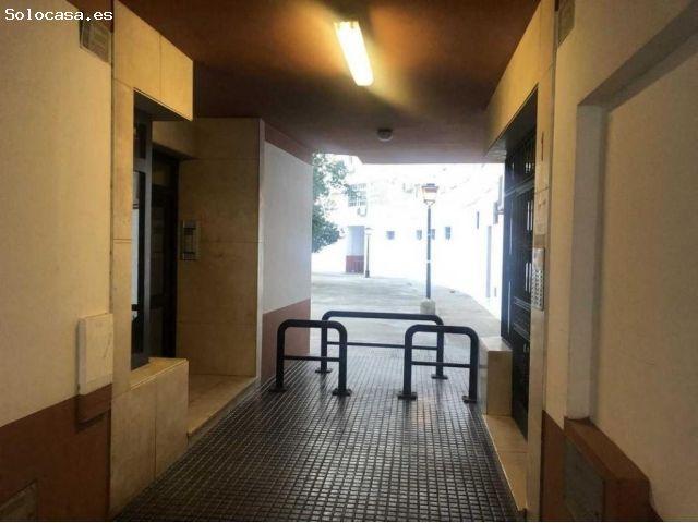 Oportunidad para inversores: piso de 3 dormitorios junto a Plaza de la Noria en El Puerto