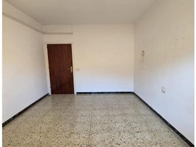 OPORTUNIDAD! PISO DE 3 HABITACIONES EN TORDERA